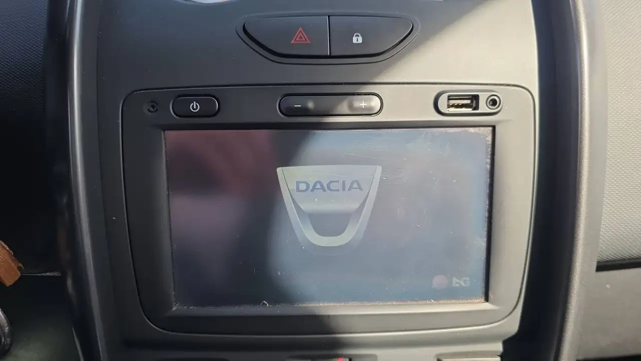 Dacia Duster — photo 26