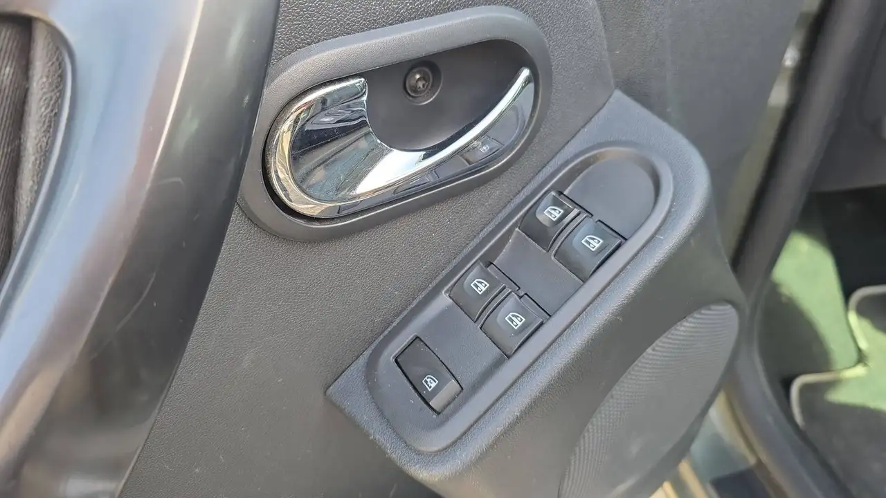 Dacia Duster — photo 23
