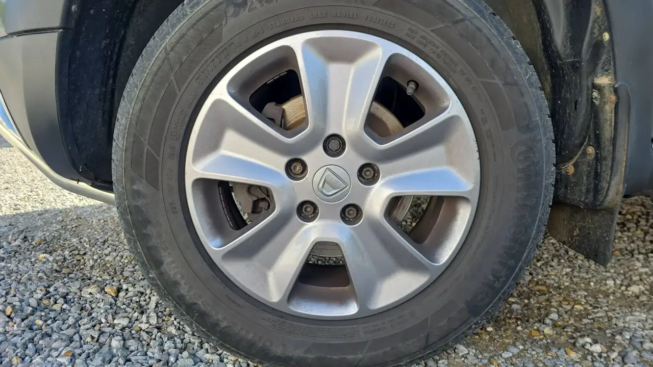 Dacia Duster — photo 18