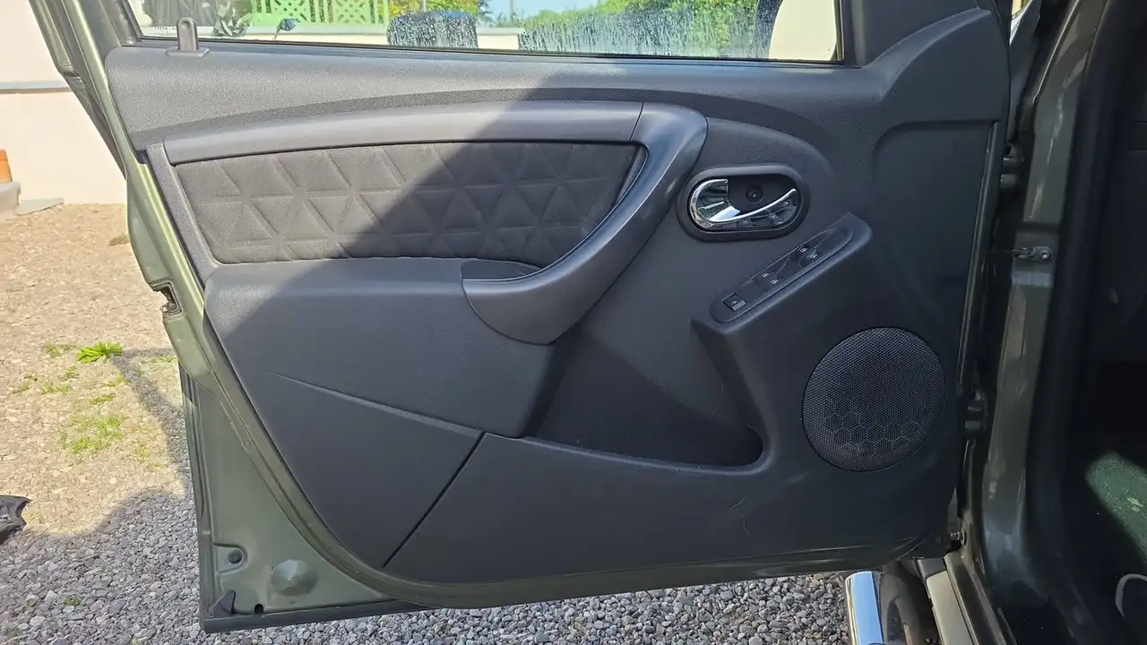Dacia Duster — photo 7