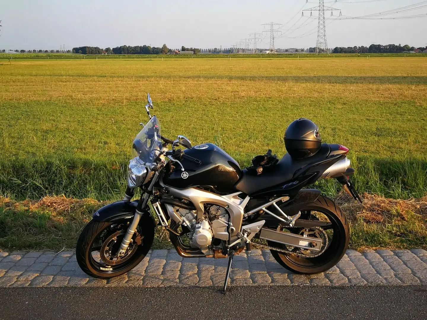 Yamaha FZ 6 ABS Frisse motor! Fekete - 1