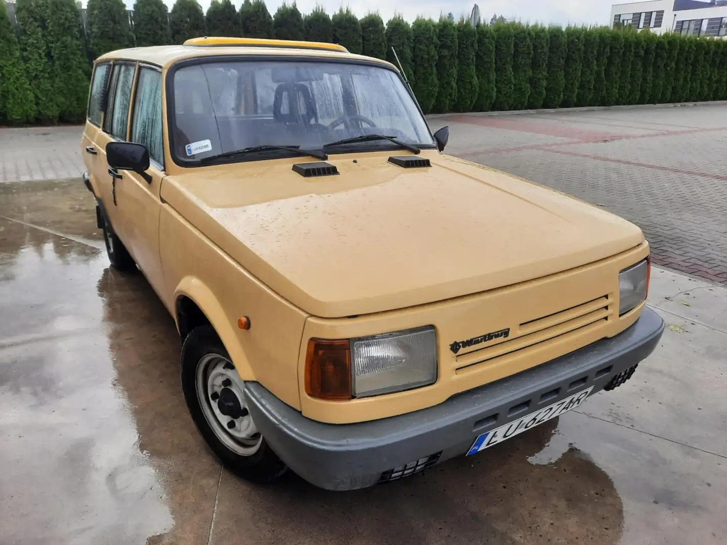 Wartburg 1.3 Kombi Gelb - 1