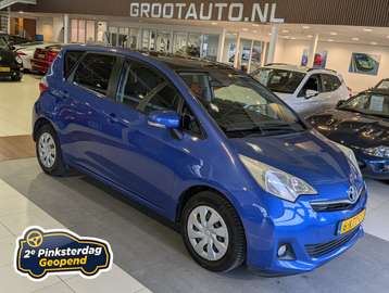 1.3 VVT-i Aspiration Automaat Panoramadak, Airco,