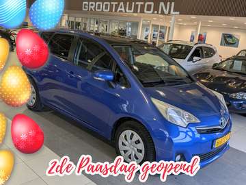 1.3 VVT-i Aspiration Automaat Panoramadak, Airco,