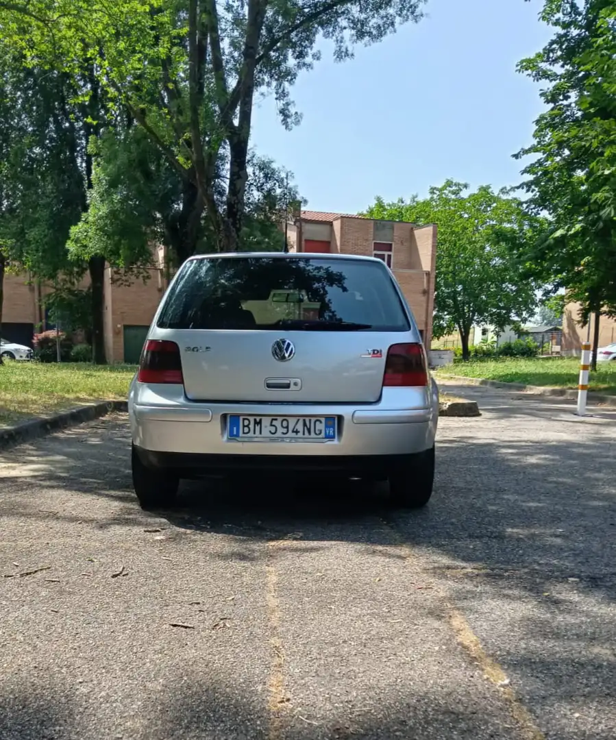 Volkswagen Golf 5p 1.9 tdi Highline 115cv - 2