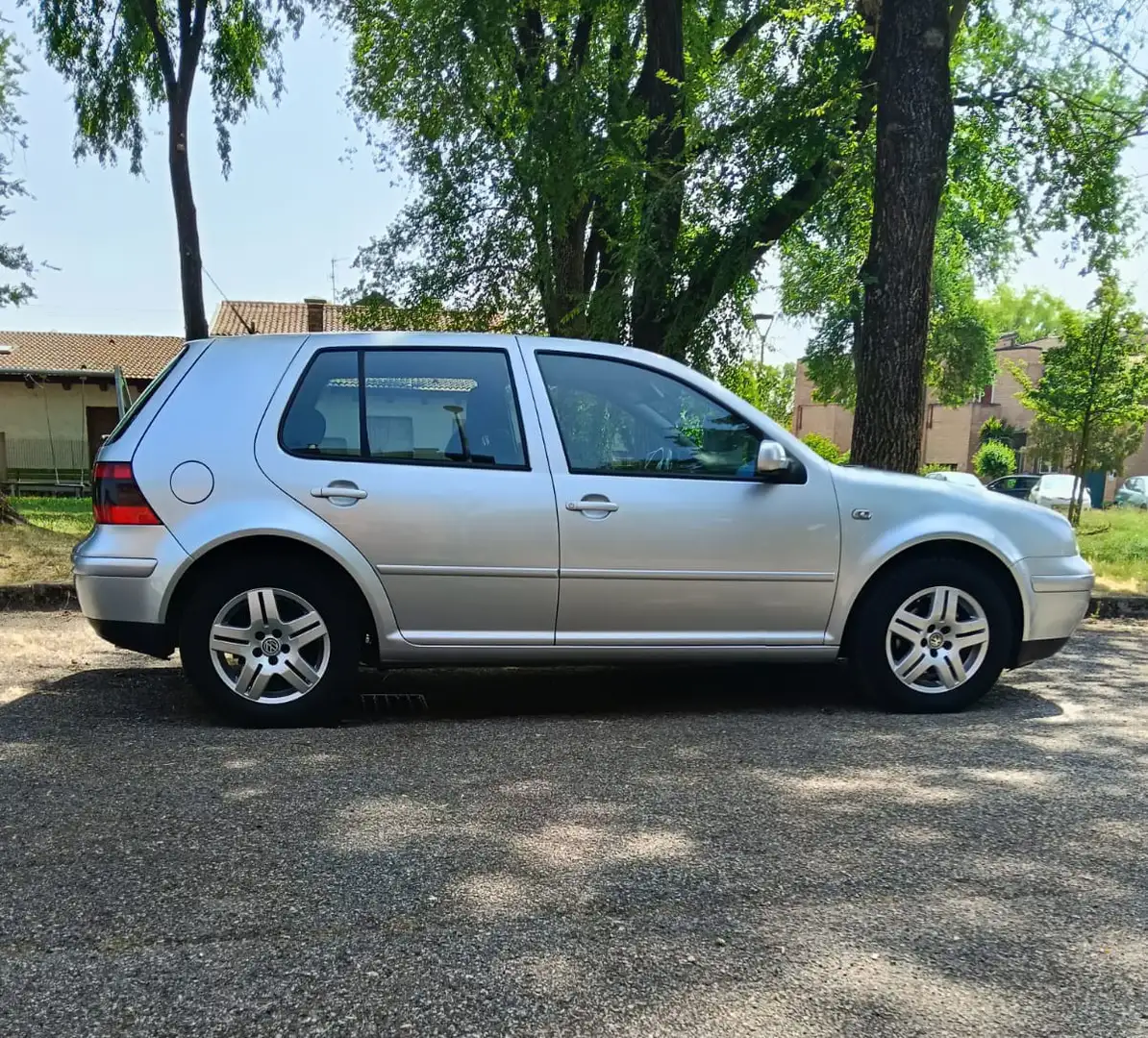 Volkswagen Golf 5p 1.9 tdi Highline 115cv - 1