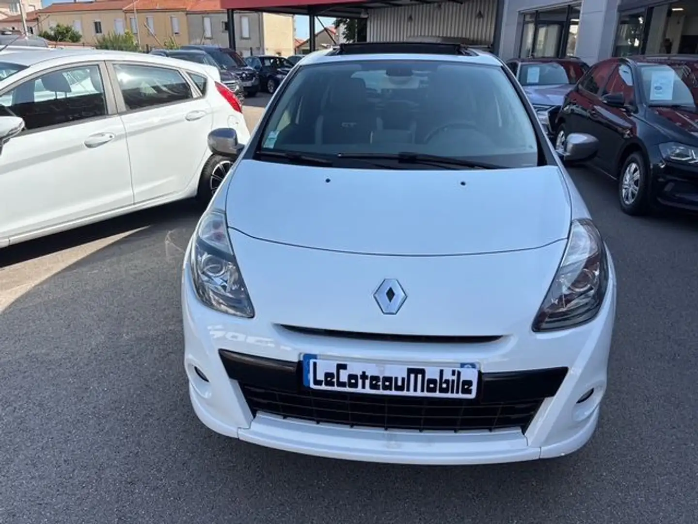 Renault Clio 1.5 dCi 105ch FAP GT TomTom 3p Blanc - 2