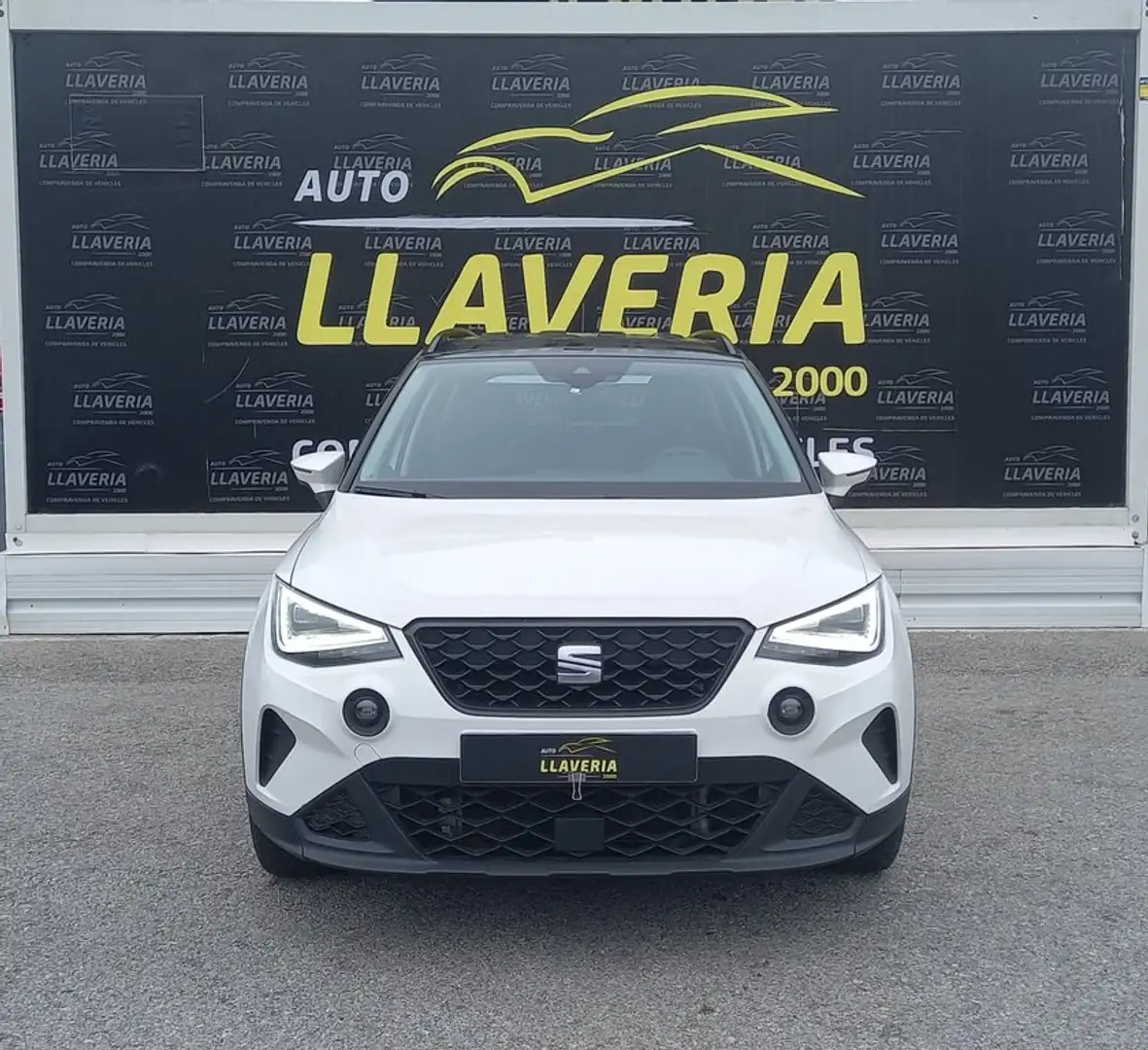 SEAT Arona 1.0 TSI S&S Style XM 110 Weiß - 2