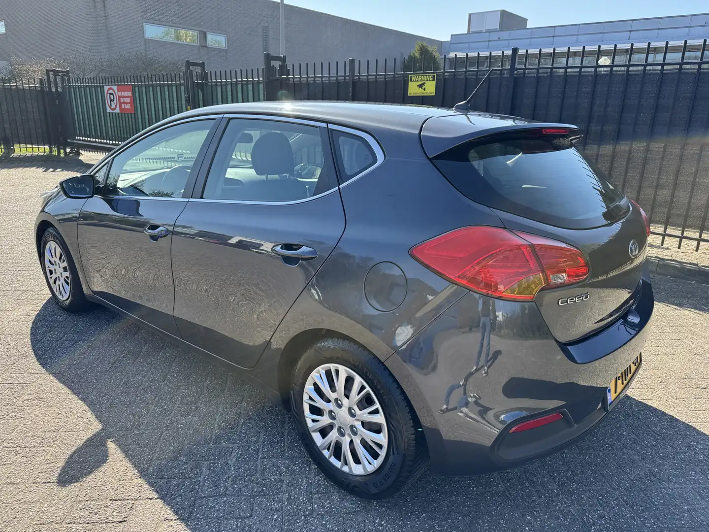 Kia Ceed / cee'd 1.6 GDI 20th Anniversary Grijs - 2