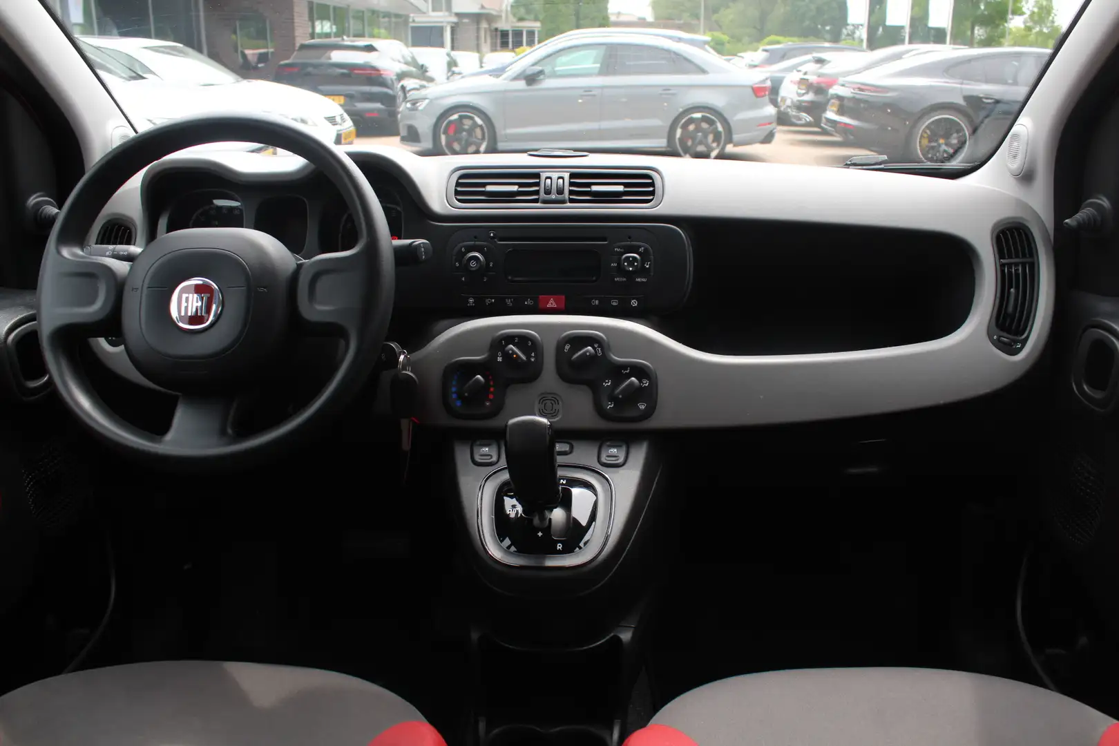 Fiat Panda 0.9 TwinAir Edizione Cool Automaat / Trekhaak / Pa Rood - 2