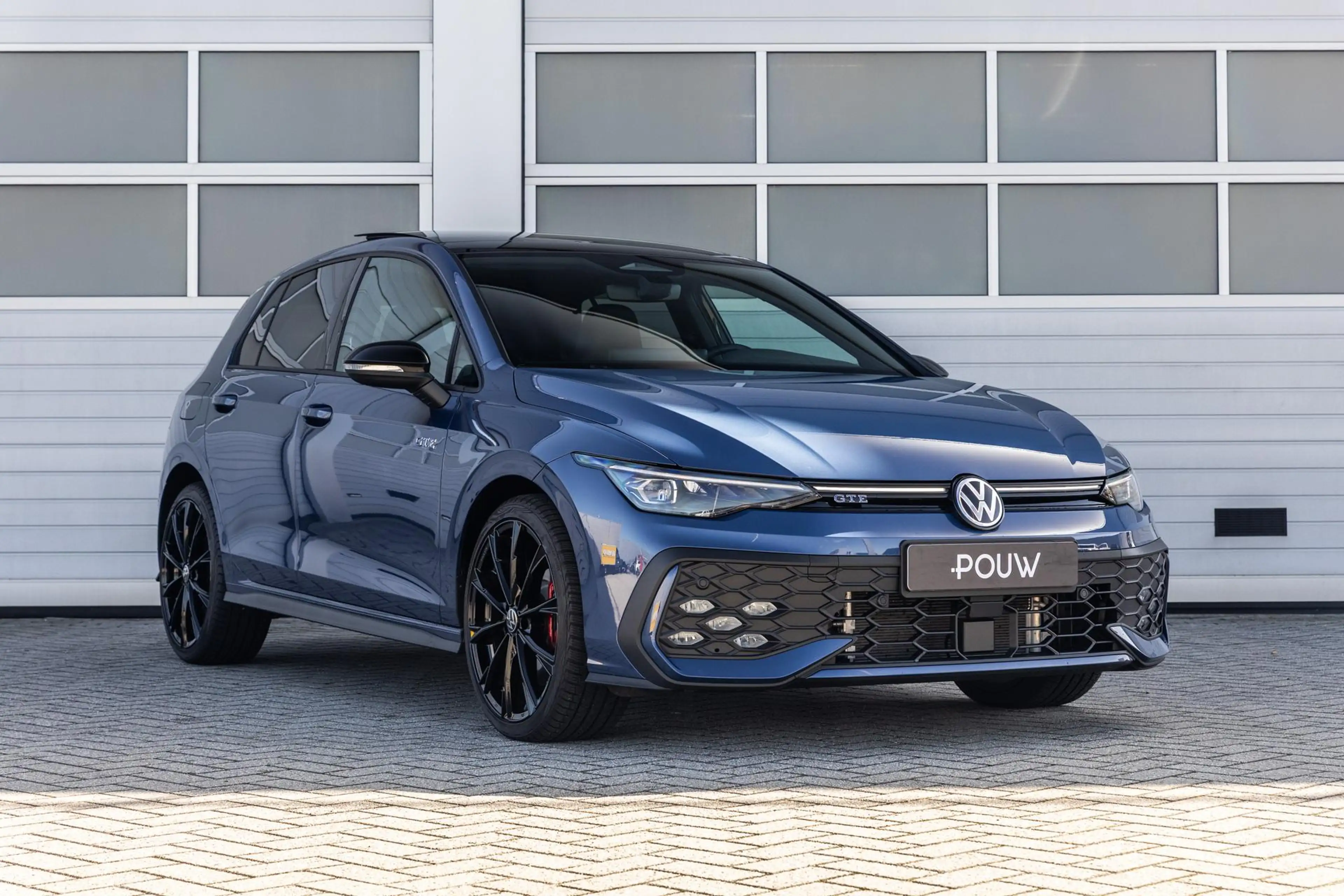 Volkswagen Golf GTE 1.5 eHybrid 272pk | Panoramadak | 19" Velgen | Ada — photo 9