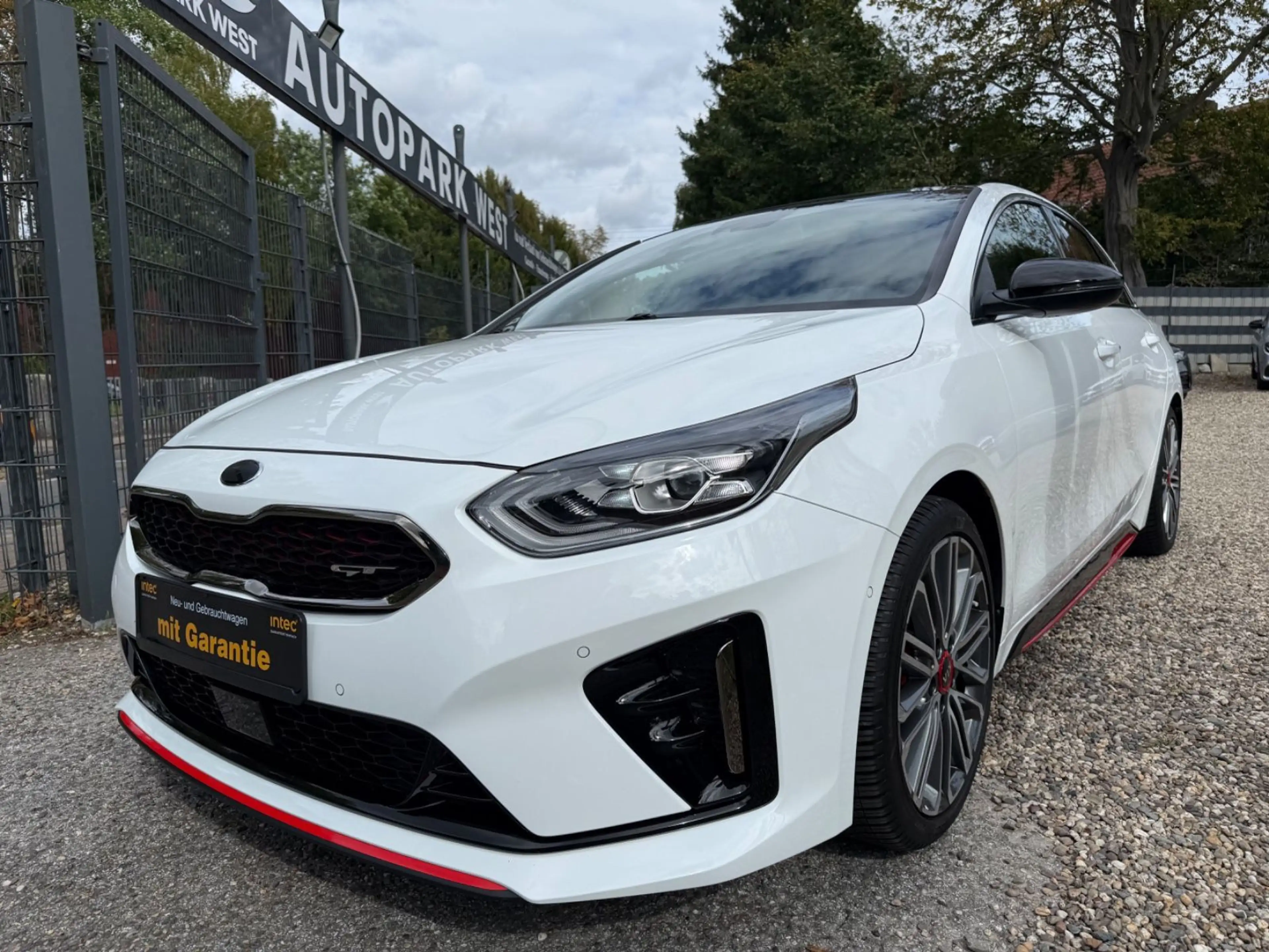 Kia ProCeed / pro_cee'd *PANO*KAMERA*JBL SOUND*SITZH*