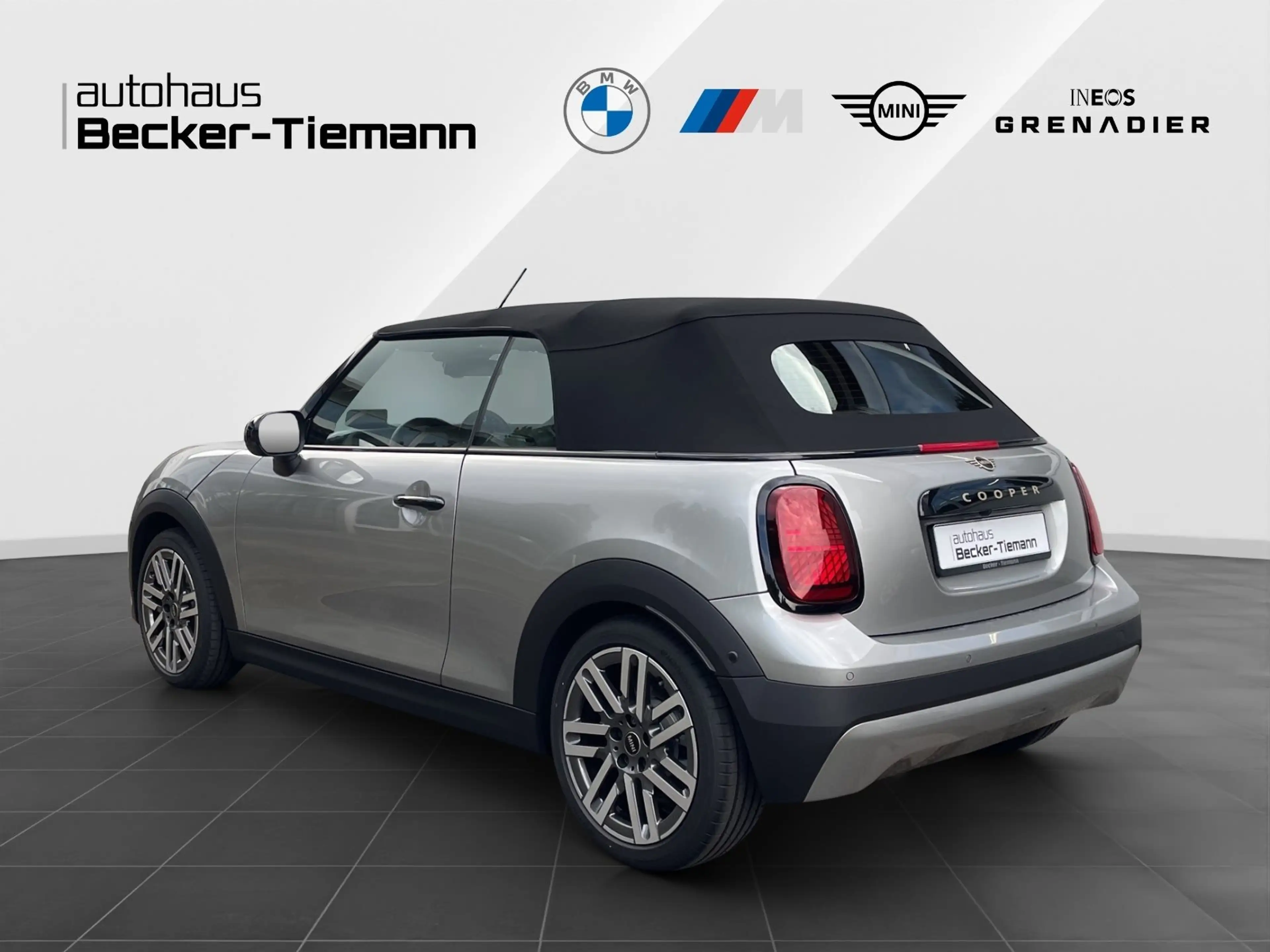 MINI Cooper Cabrio Cooper C Cabrio/ Classic Trim/ HUD/ RFK/ HK Sound/ — photo 4