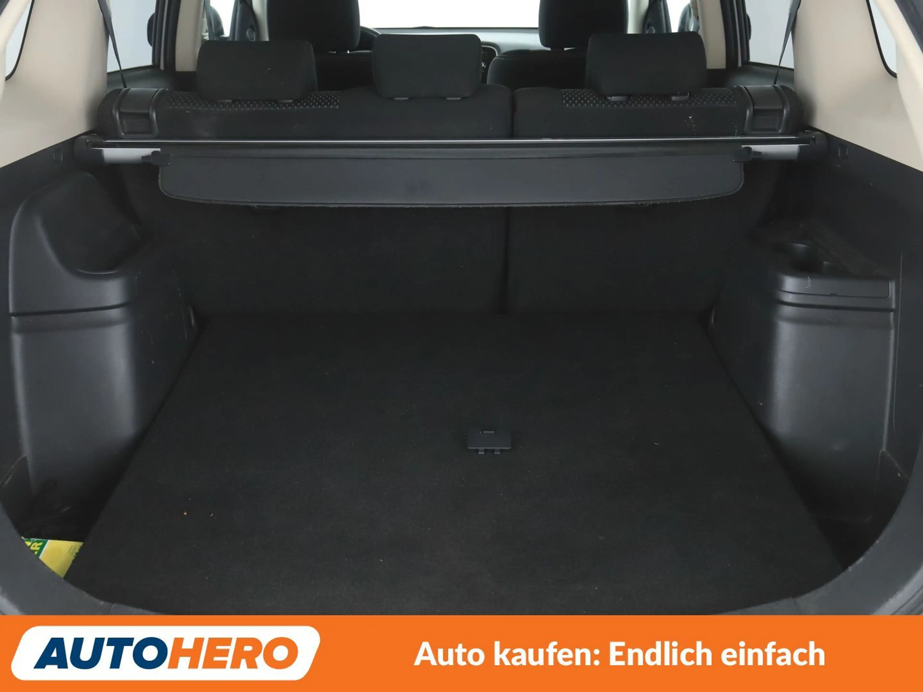 Mitsubishi Outlander 2.0 MIVEC SUV-Star 2WD *TEMPO*CAM*SHZ*AHK*ALU* — photo 17