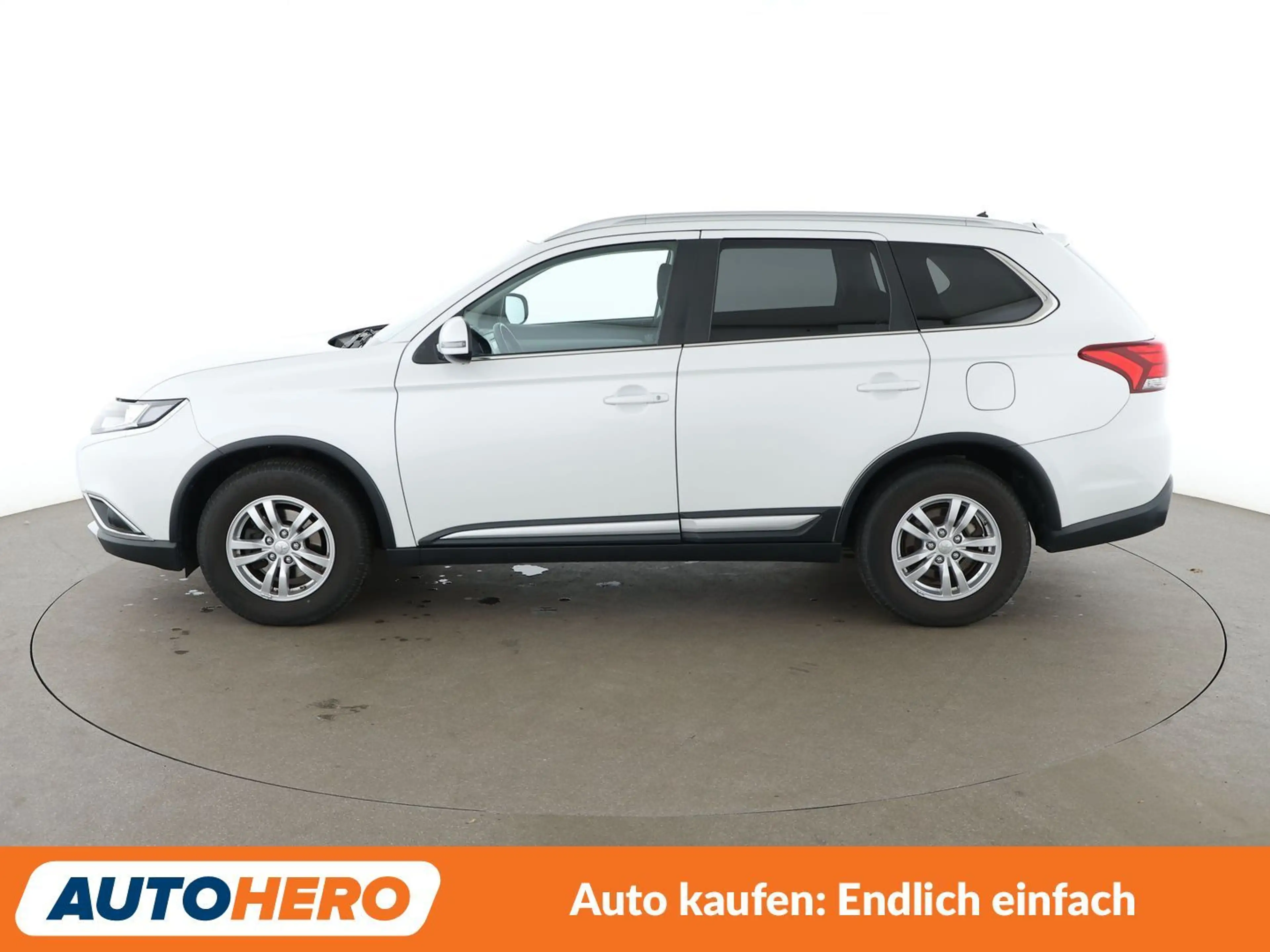 Mitsubishi Outlander 2.0 MIVEC SUV-Star 2WD *TEMPO*CAM*SHZ*AHK*ALU* — photo 3