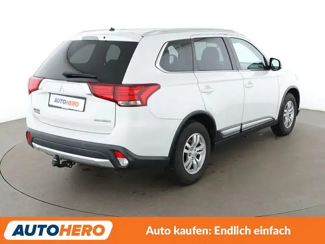 Mitsubishi Outlander view 6