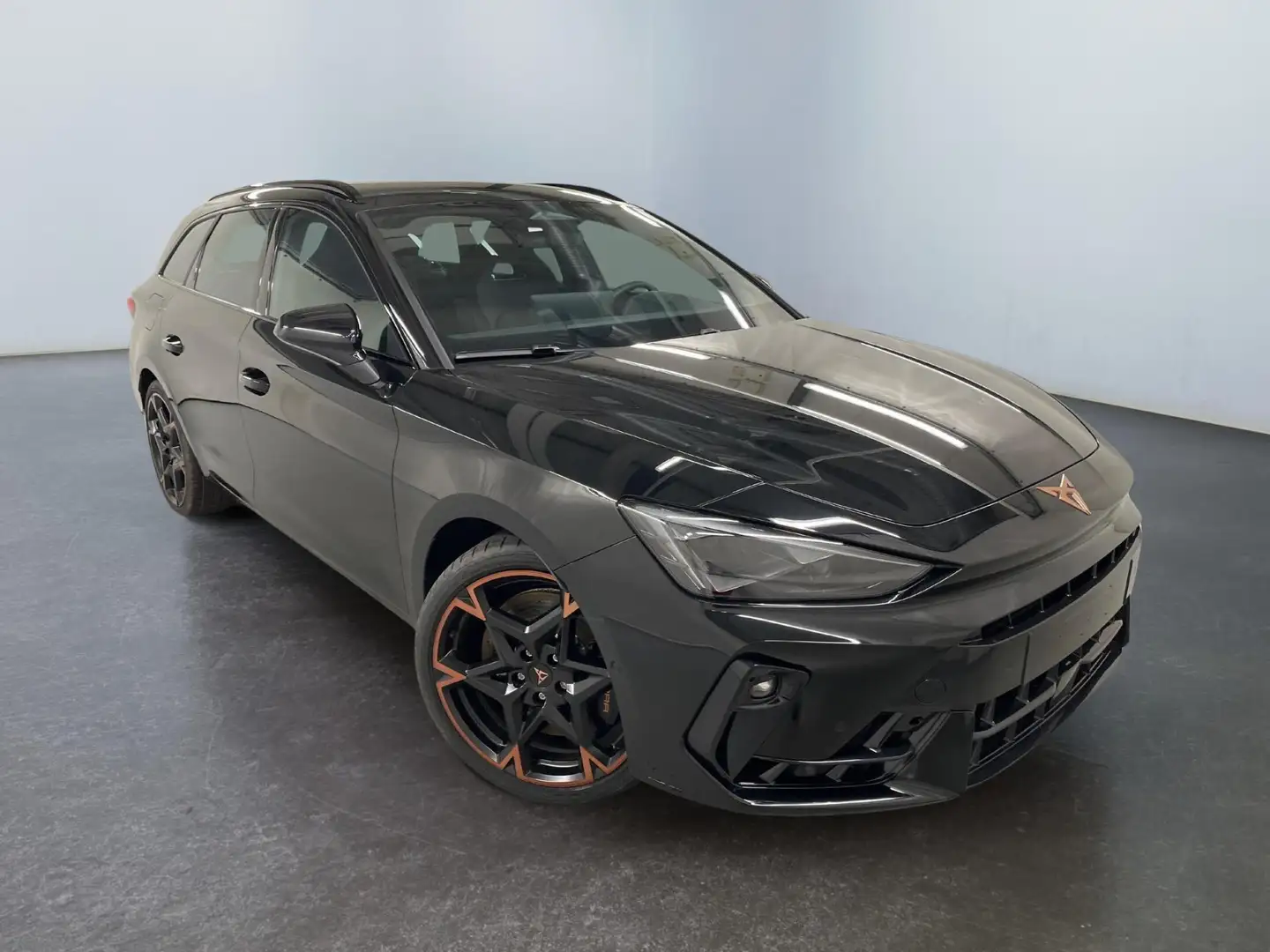 CUPRA Leon Sportstourer VZ 2.0 TSI 333PS/245kW 4x4 DSG7 20... Schwarz - 1