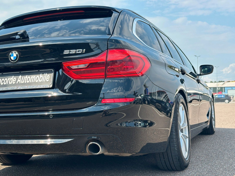 BMW 530 Tourin 530 i xDrive HED-Up Navi LED AHK SHZ PDC — photo 12