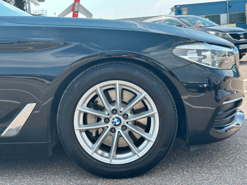 BMW 530 Tourin 530 i xDrive HED-Up Navi LED AHK SHZ PDC — photo 5