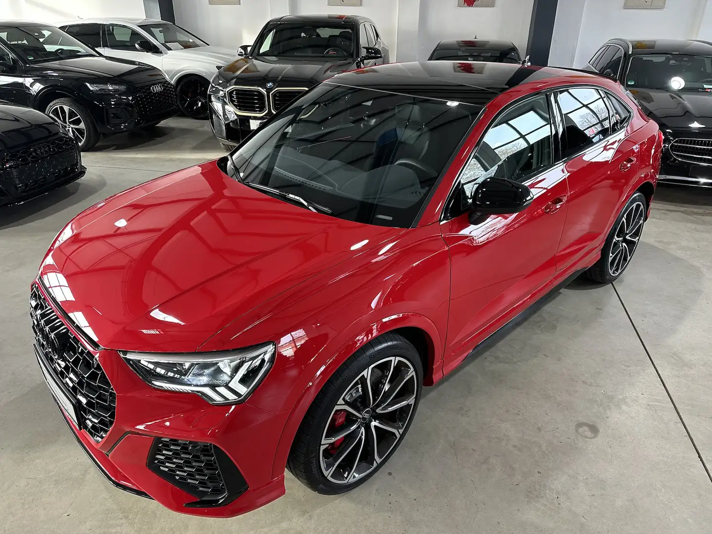 Audi RS Q3 Sportback quatt/Matrix/RS-AbGas/Pano/RFK/ Rojo - 2