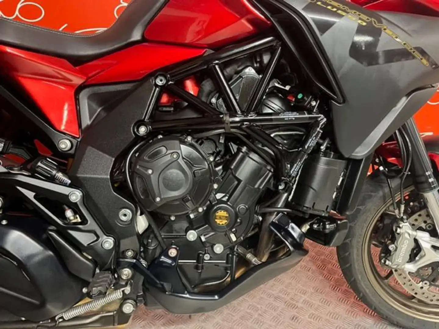 MV Agusta Turismo Veloce 800 Lusso 2021 Roşu - 2