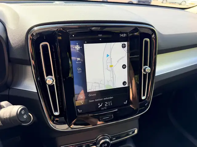 Volvo XC40 view 20