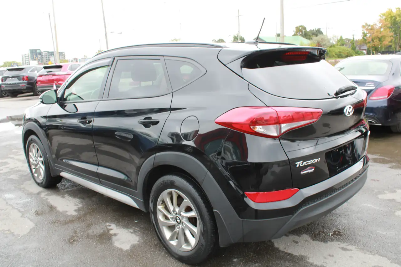 Hyundai TUCSON снимка Hyundai TUCSON