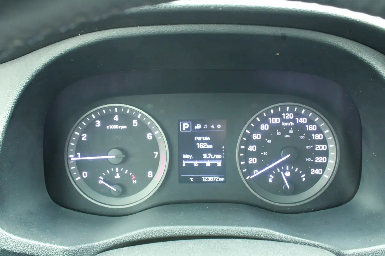 Hyundai TUCSON снимка Hyundai TUCSON