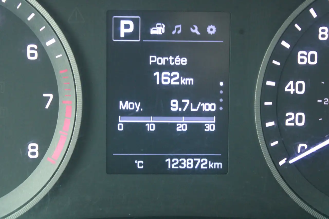 Hyundai TUCSON снимка Hyundai TUCSON
