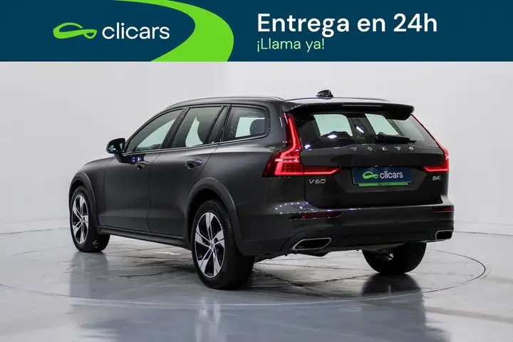 Volvo S60 2022, foto 9