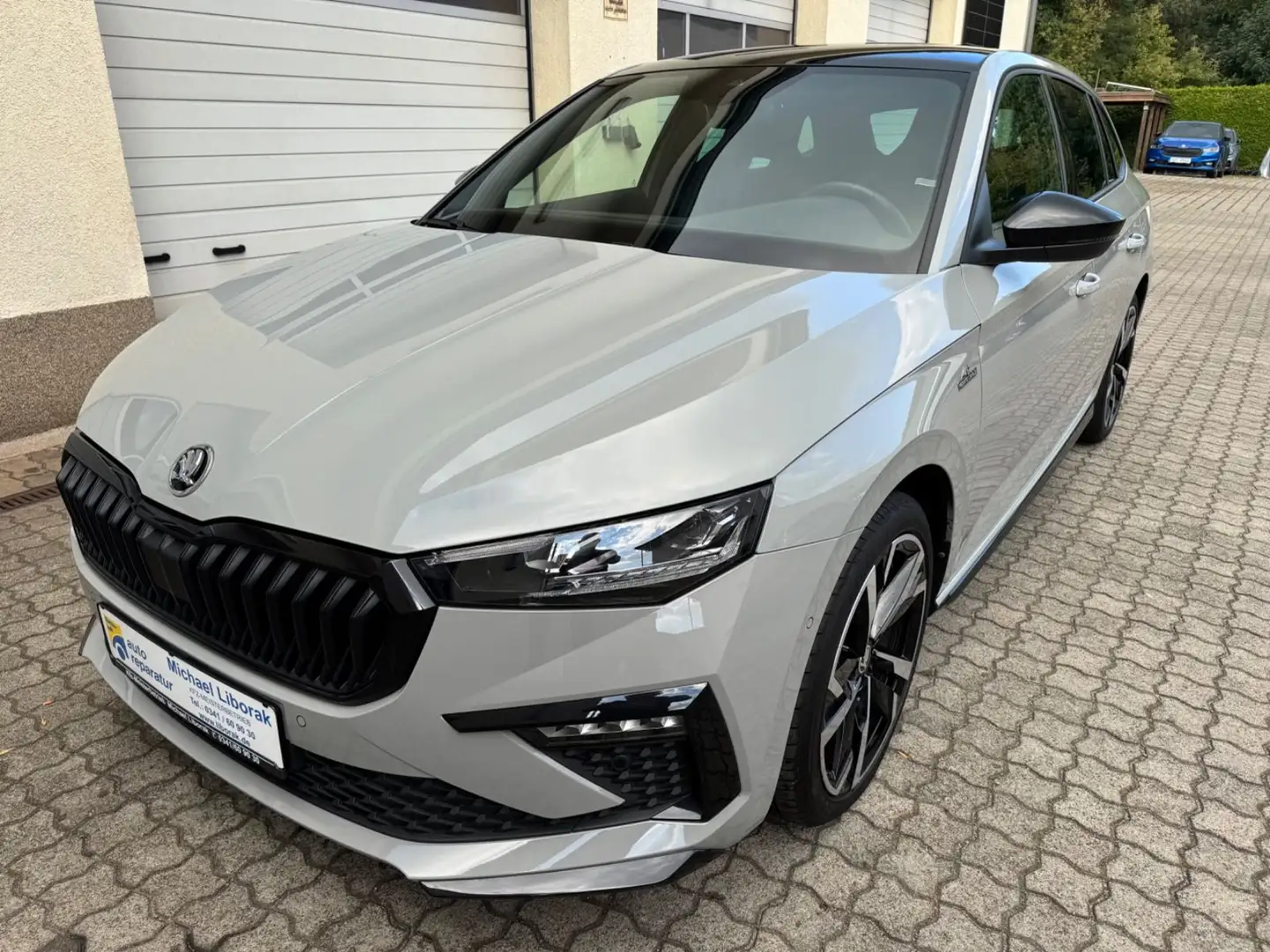 Skoda Scala Monte Carlo Gris - 1