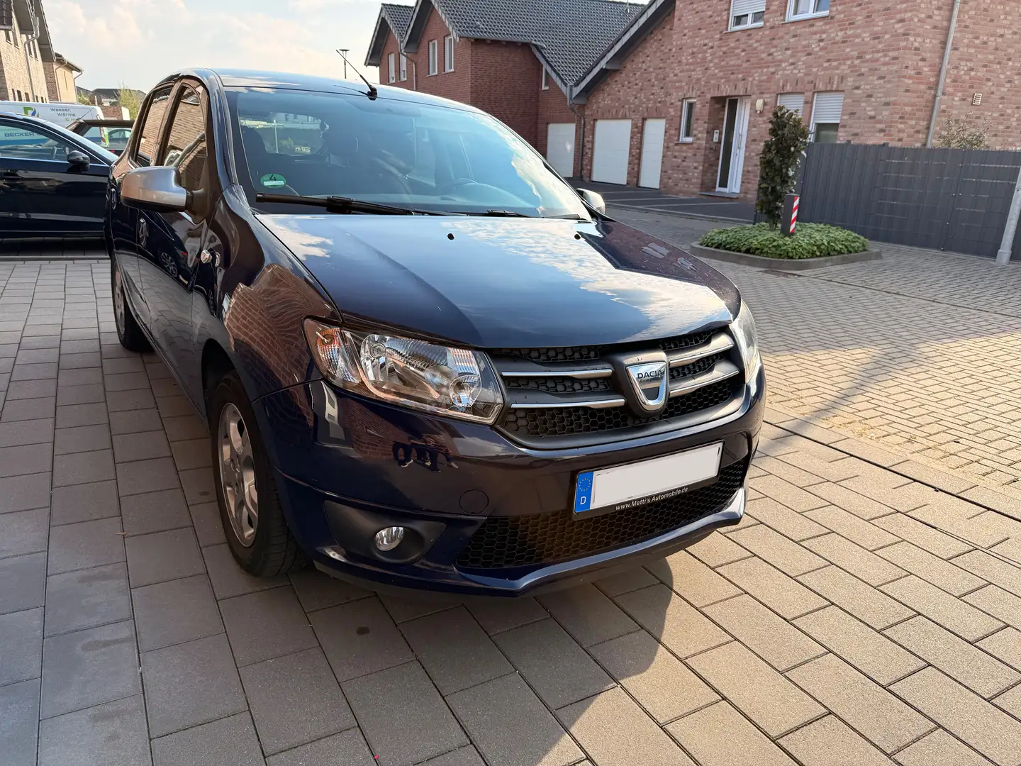 Dacia Sandero Ambiance 1.2 (73 PS), Apple CarPlay, Android Auto Blau - 1