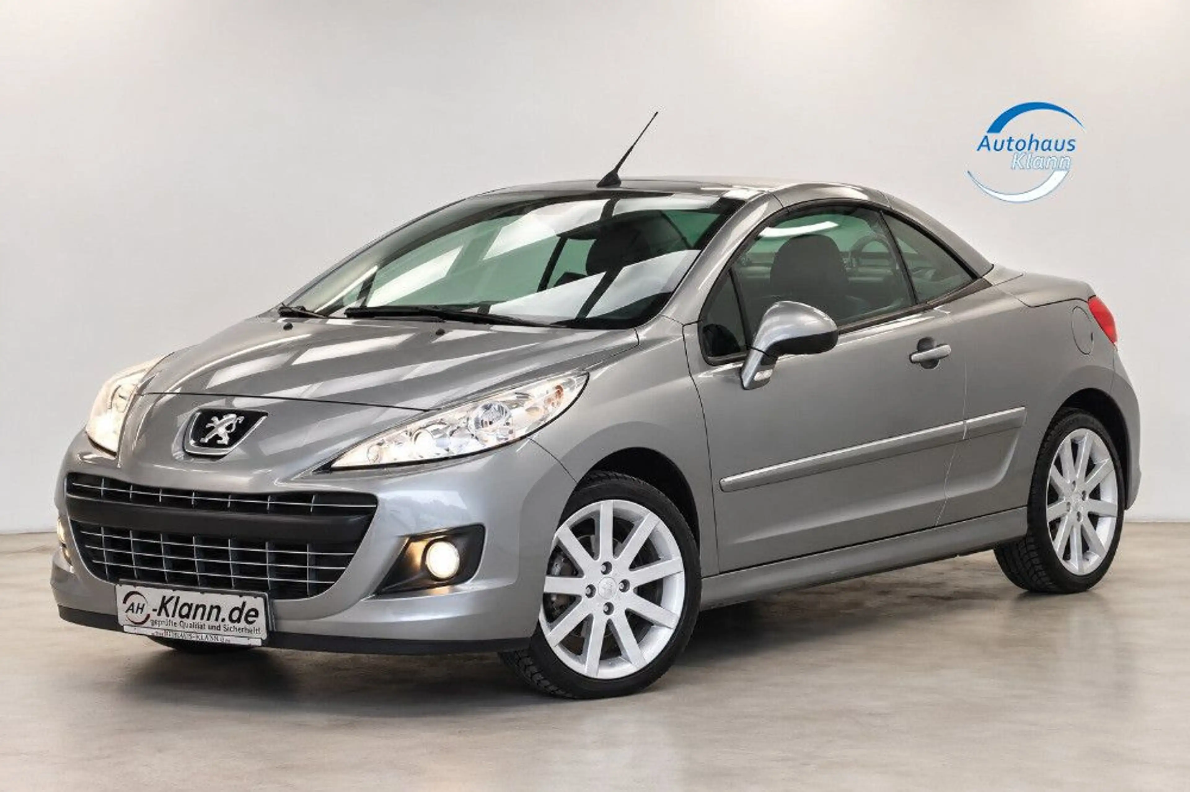 Peugeot 207 CC 1.6 120PS Roland Garros Leder PDC 1Hand — photo 4