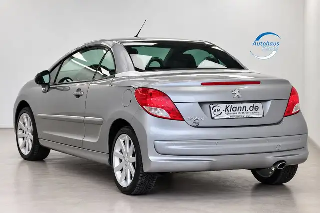 Peugeot 207 view 9