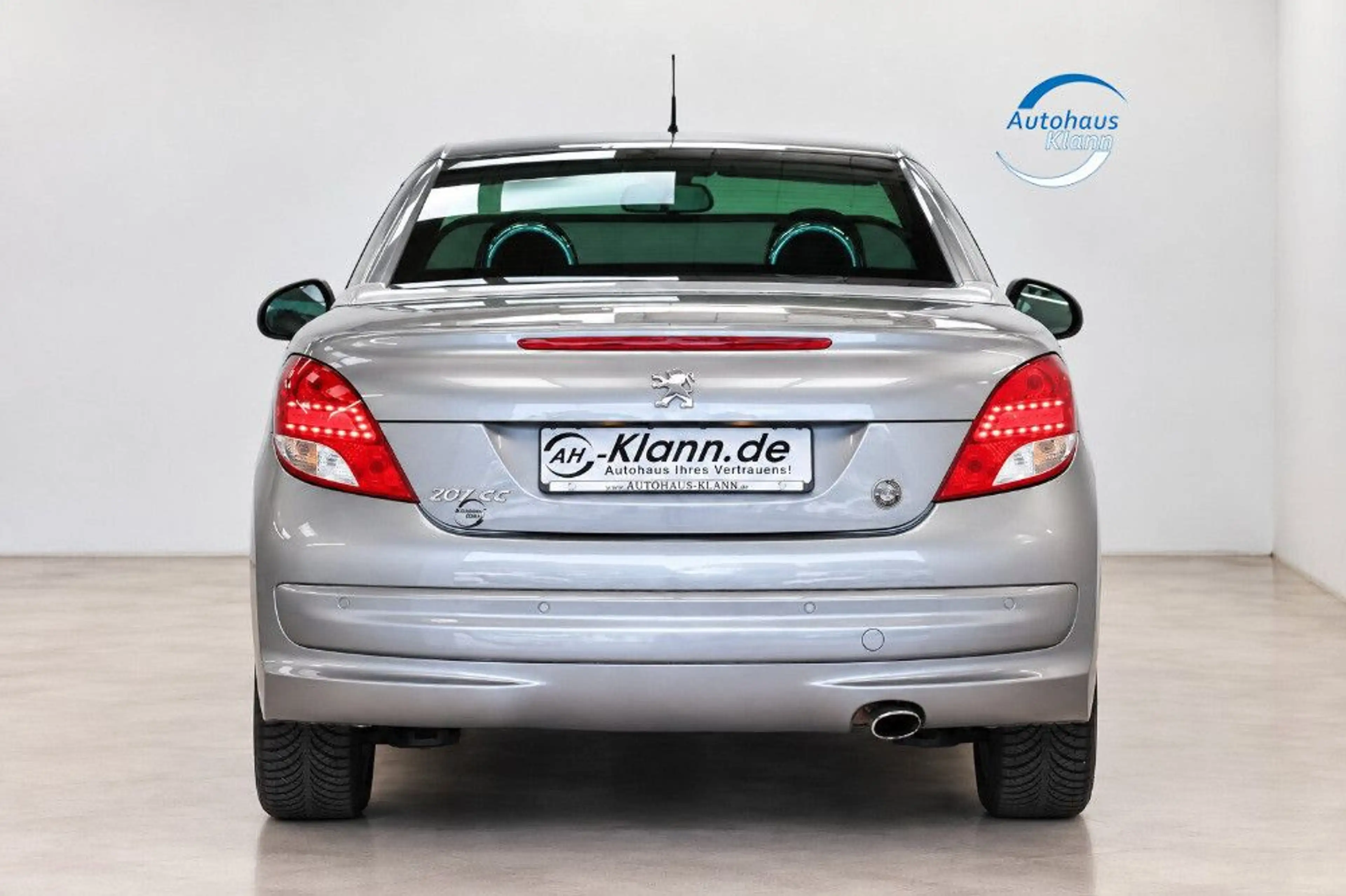 Peugeot 207 CC 1.6 120PS Roland Garros Leder PDC 1Hand — photo 10