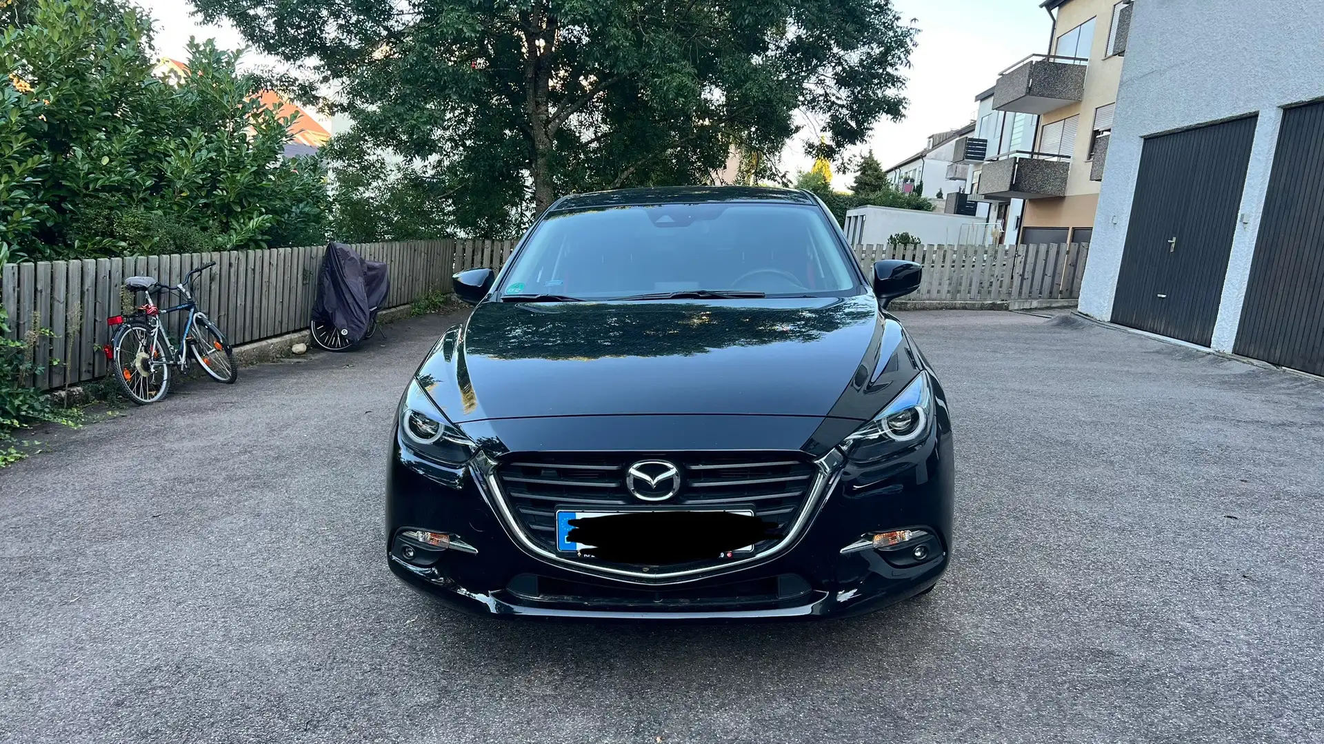 Mazda 3 Exclusive-Line Schwarz - 2