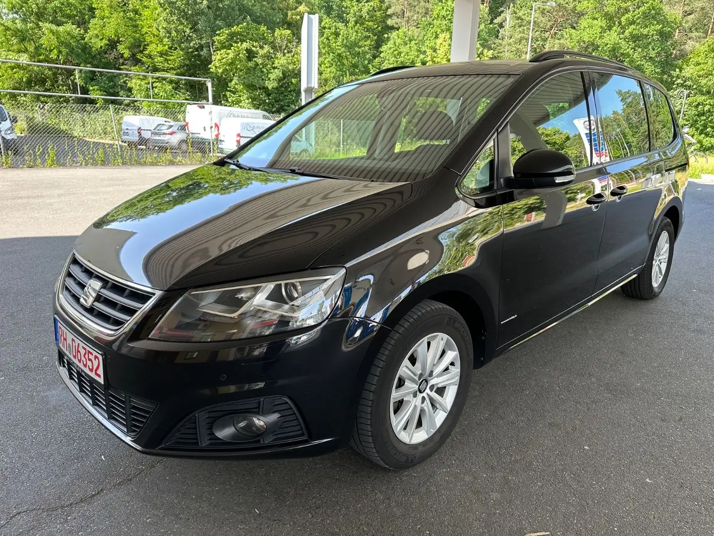 SEAT Alhambra Style 135KW 7-SITZ Schwarz - 1