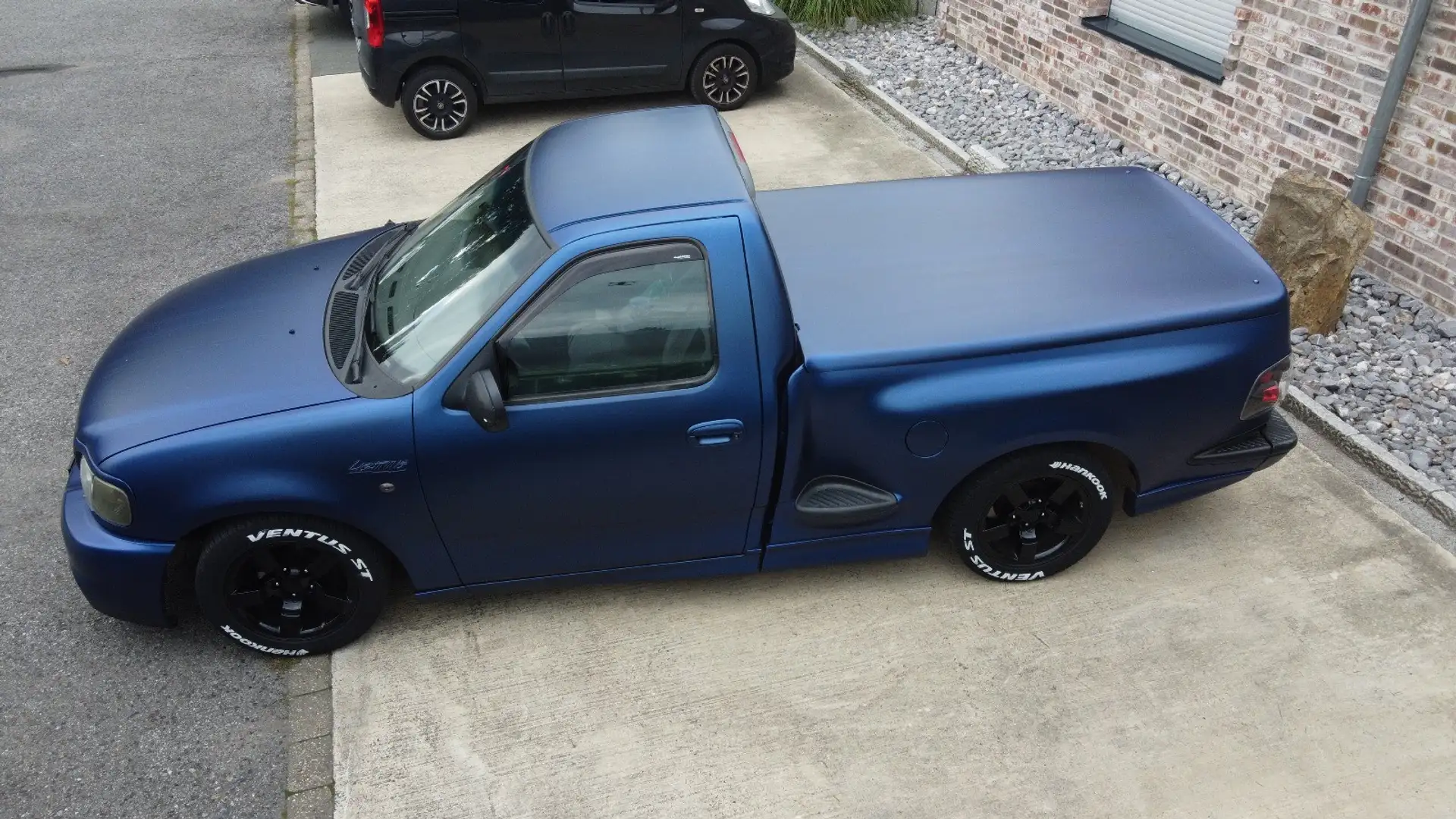 Ford F 150 SVT LIGHTNING - 1