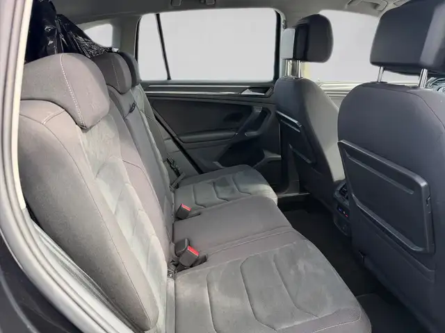 Volkswagen Tiguan view 15