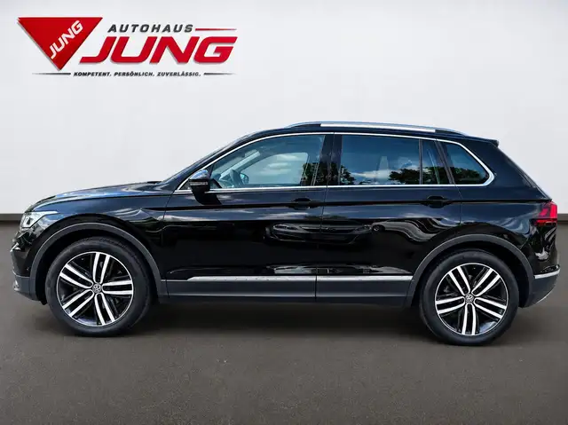 Volkswagen Tiguan view 5
