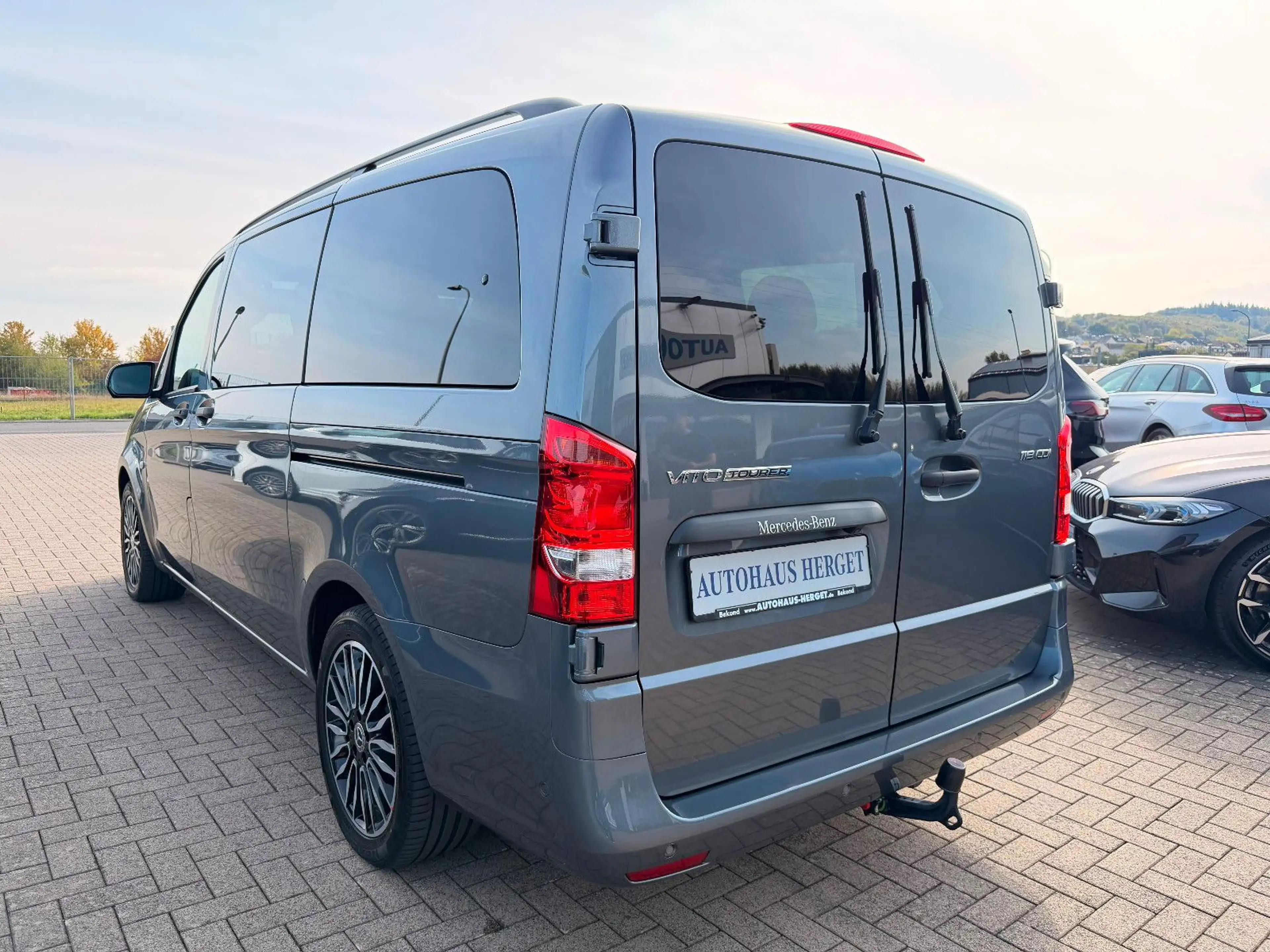 Mercedes-Benz Vito Tourer 119 CDI RWD lang 9-Sitzer Top Ausst — photo 8
