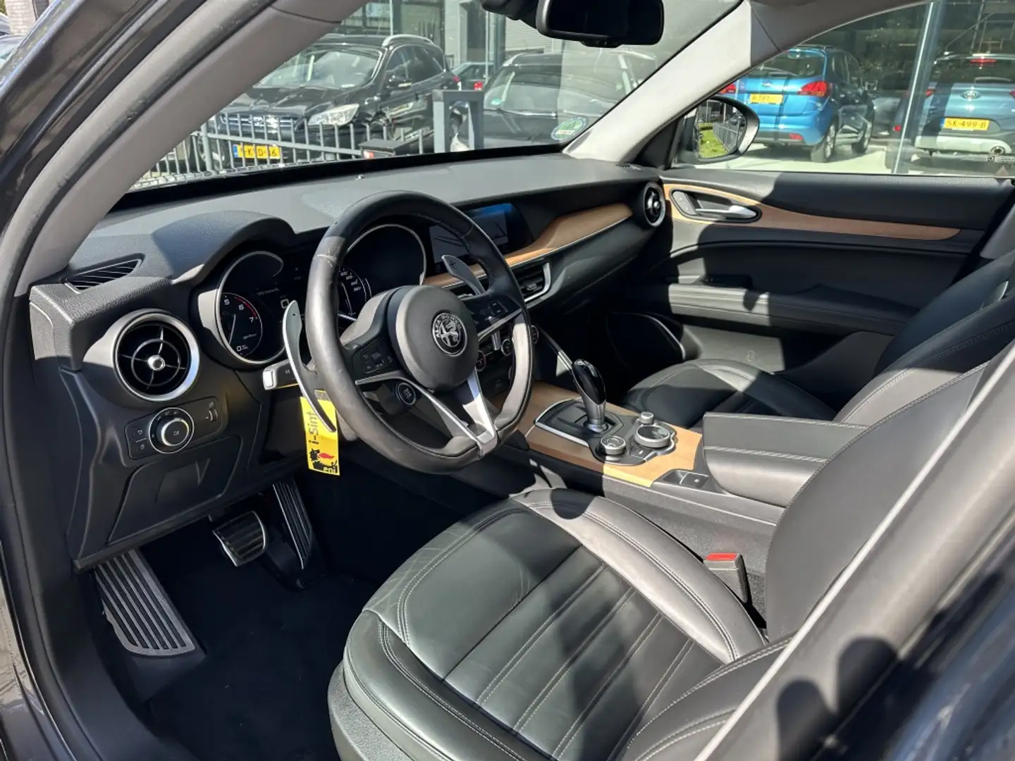 Alfa Romeo Stelvio 2.0T 280PK First Edition | 1ste Eig | Navi | Camer Grijs - 2