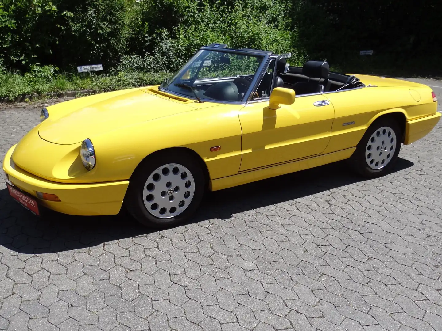 Alfa Romeo Spider 2.0 Gelb - 2