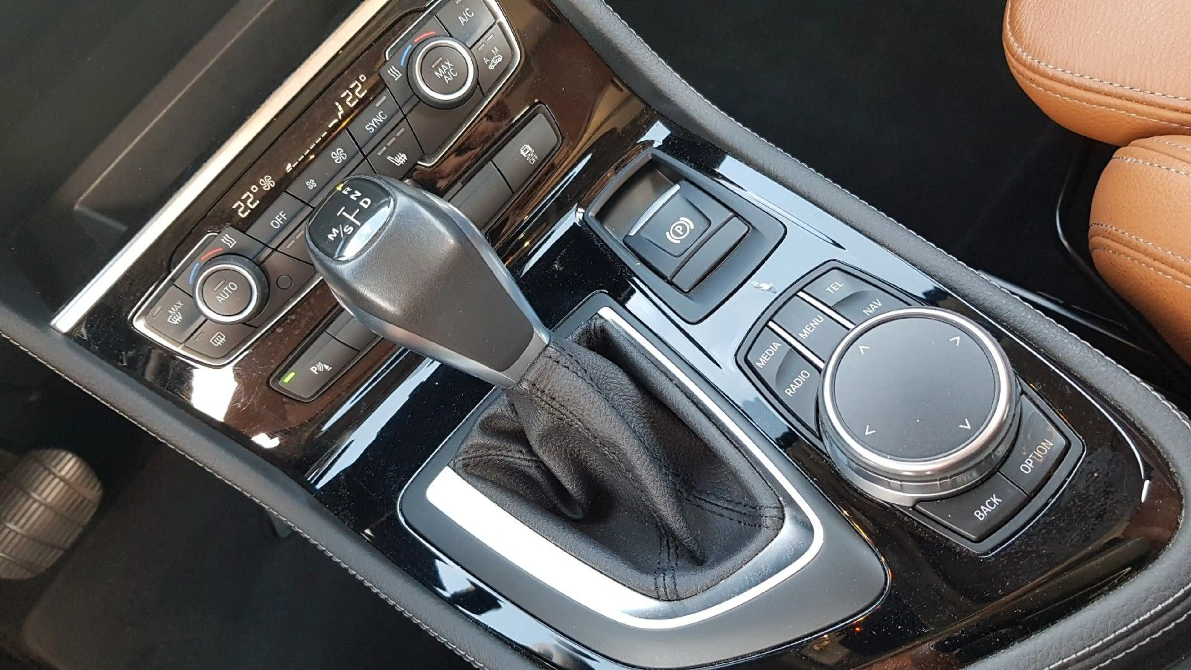 BMW 220 Sport Line ~AHK~HUD~LED~HIFI — photo 14