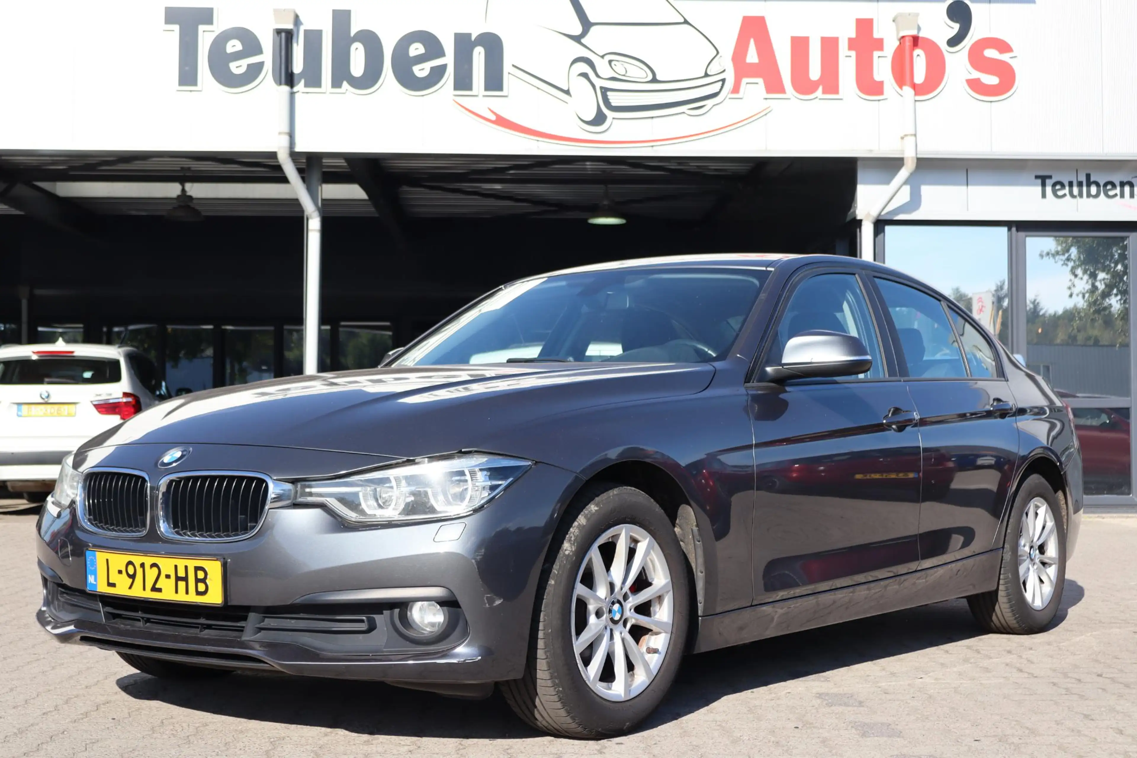 BMW 316 3-serie 316d Corporate Lease Essential | Automaat