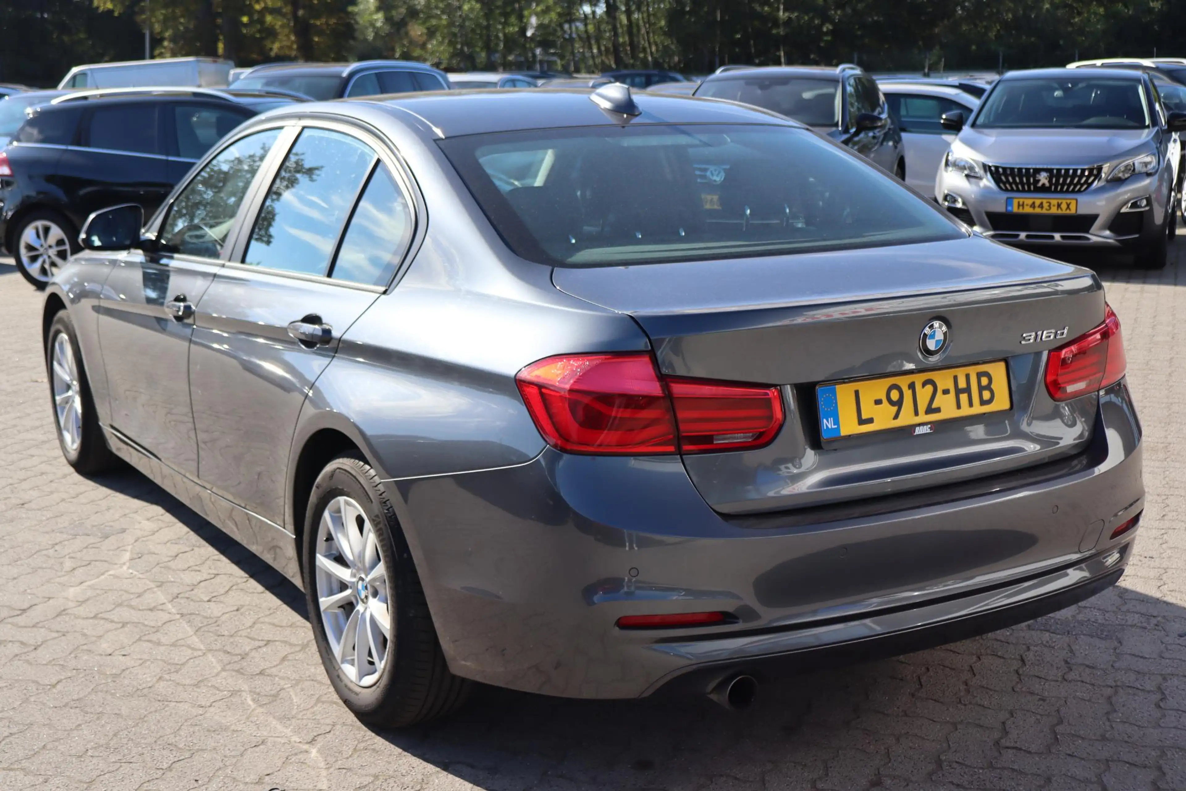 BMW 316 3-serie 316d Corporate Lease Essential | Automaat — photo 18