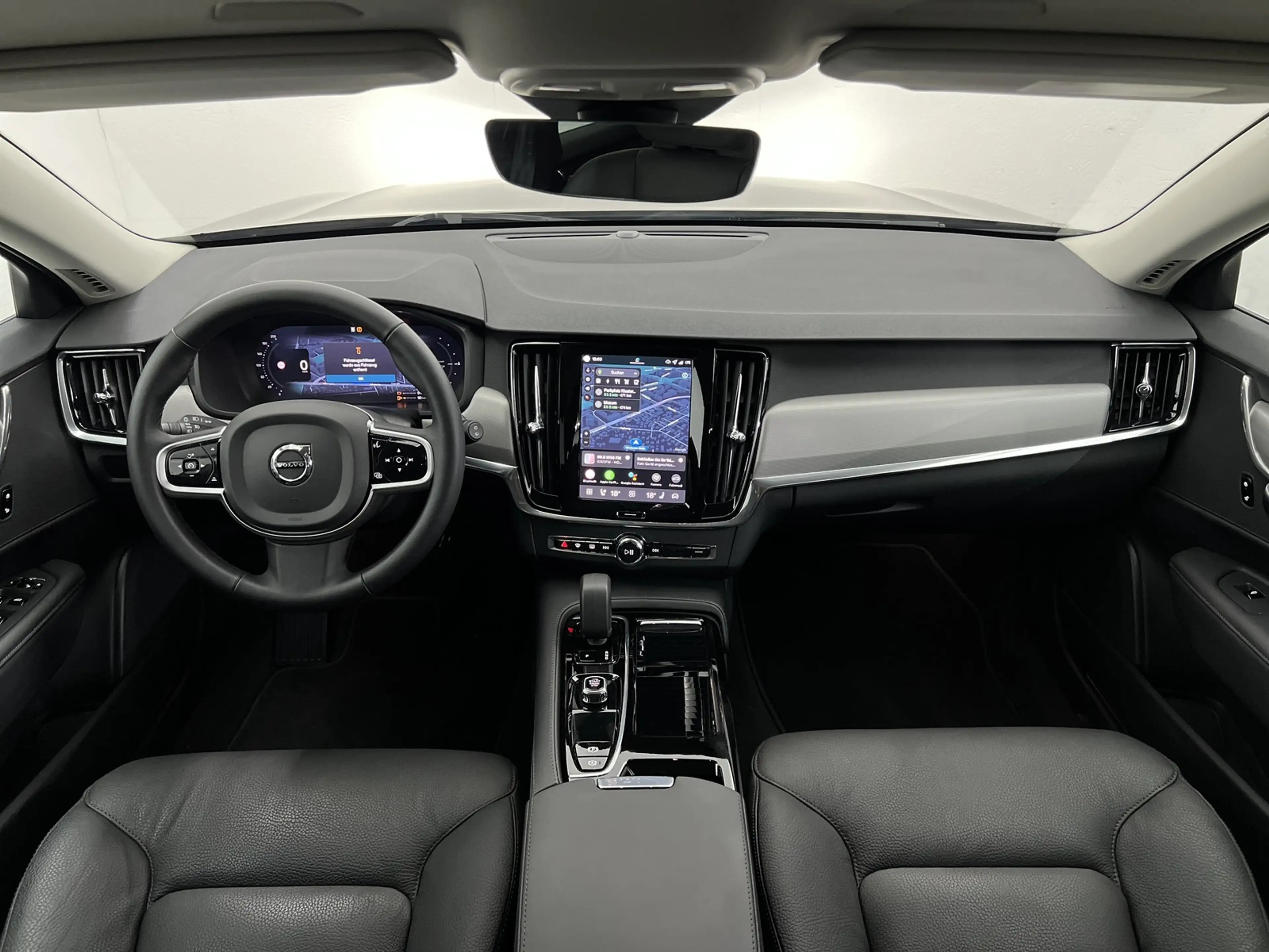 Volvo V90 T6 RECH AWD STANDHZG+AHK+ACC+KEYLESS+CARPLAY — photo 3