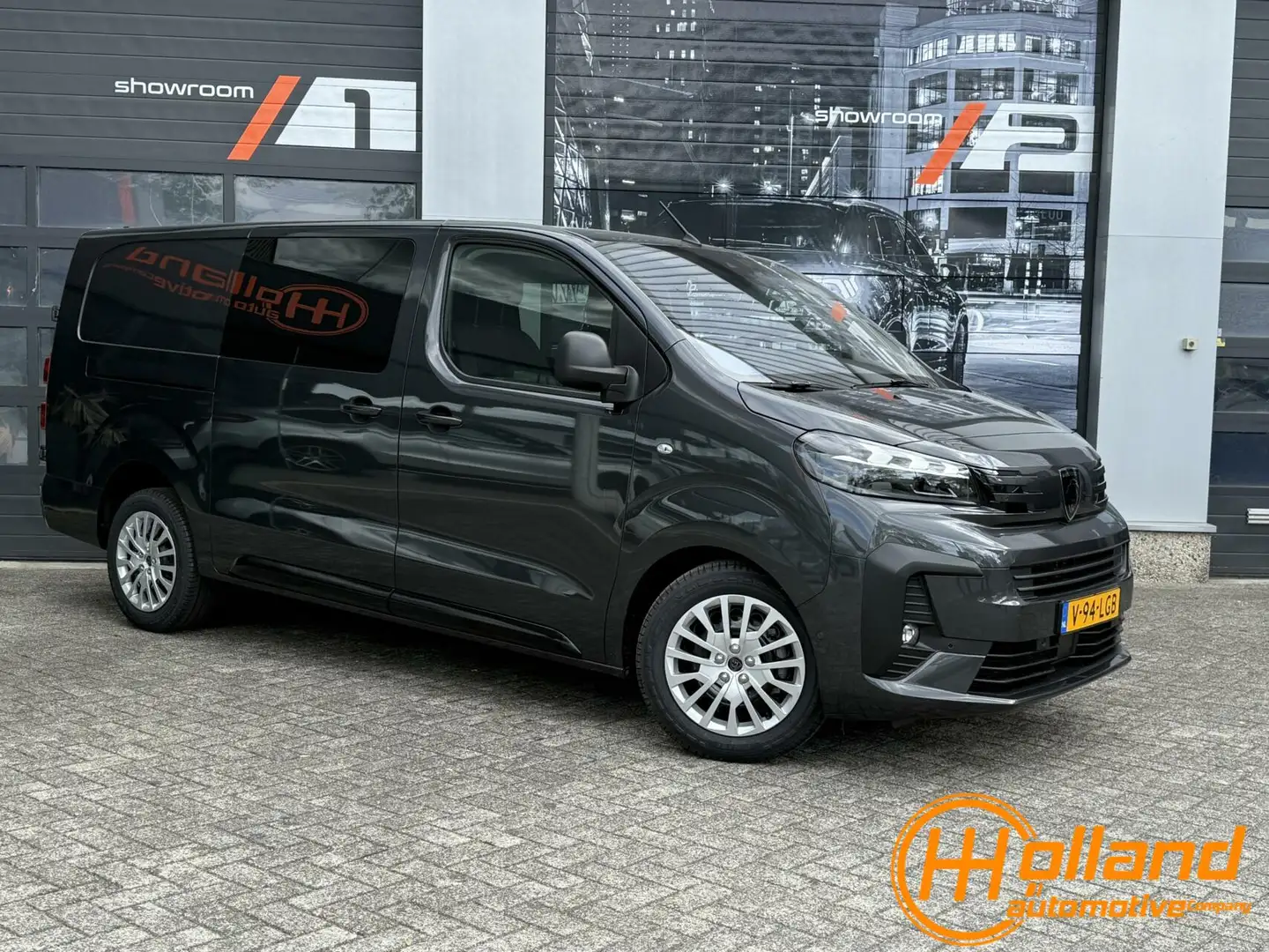 Peugeot Expert Bestel 2.0 BlueHDi 180 S&S L3 DC DEMO Grijs - 2