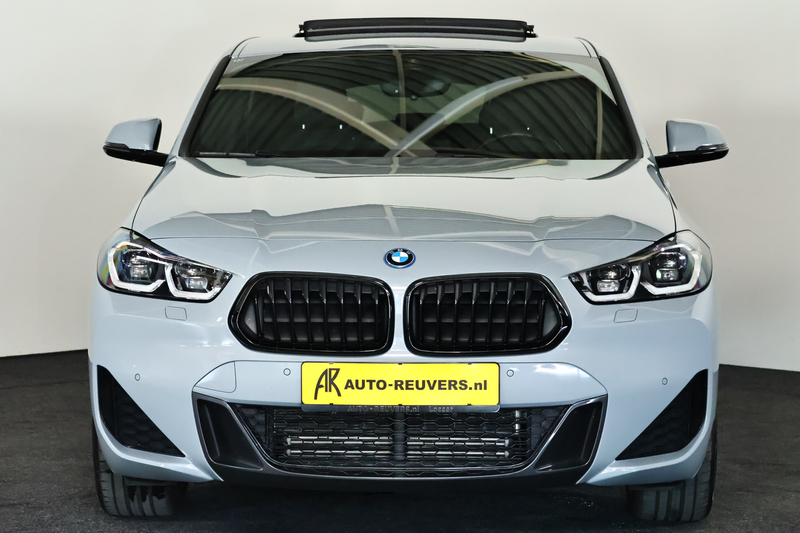 BMW X2 xDrive25e M-Sport / Opendak / Pilot assist / Memor — photo 9