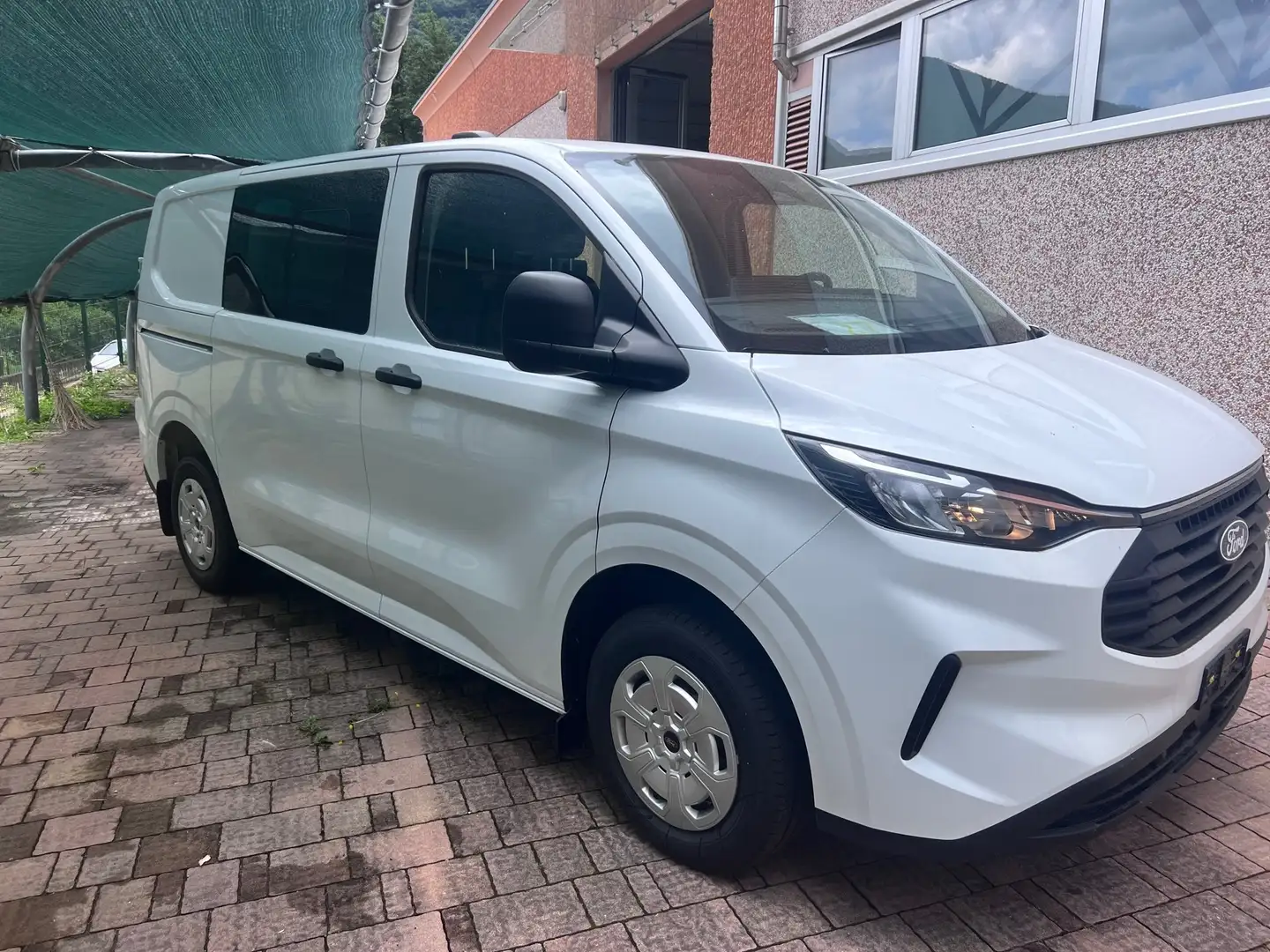 Ford Transit Custom DOPPIA CABINA 2.0 136 CV   TREND L1-H1 Bianco - 1